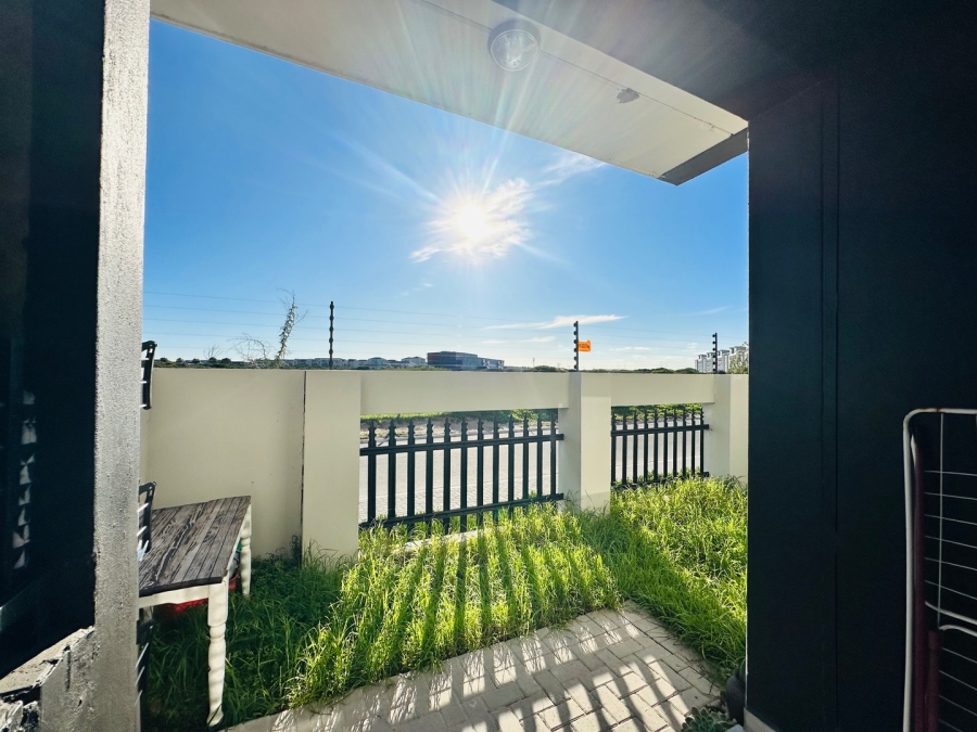 2 Bedroom Property for Sale in Parklands Western Cape